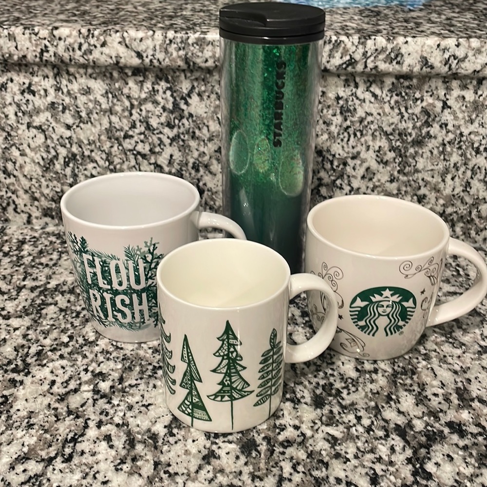 🎄Set of 4 Starbucks mugs/Tumbler-holiday